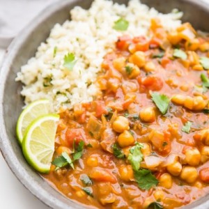 Quick Creamy Vegan Coconut Chickpea Curry